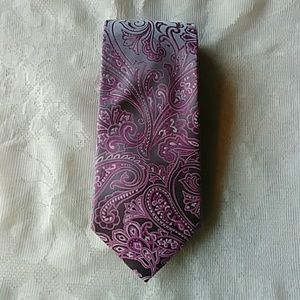 Croft & Barrow pink and grey tie
